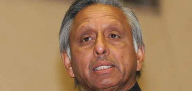 Arrogant Aiyar takes potshot at BJP PM candidate Modi.