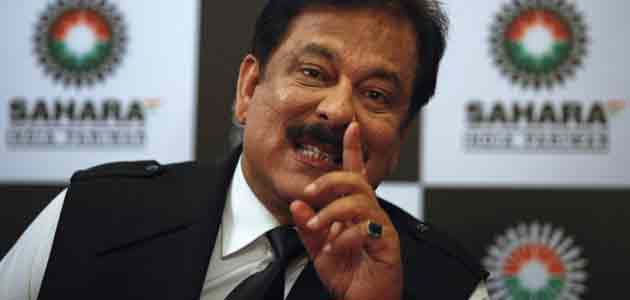 Sahara chief Subrata Roy surrendered a day after police failed to arrest him after two raids.
