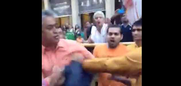 Rajdeep Sardesai was assaulted by a youth at Madison square outside the venue of Modi's address to NRIs.