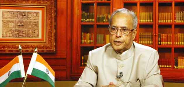 President of India Pranab Mukherjee addresses the tation on eve of the Republic Day